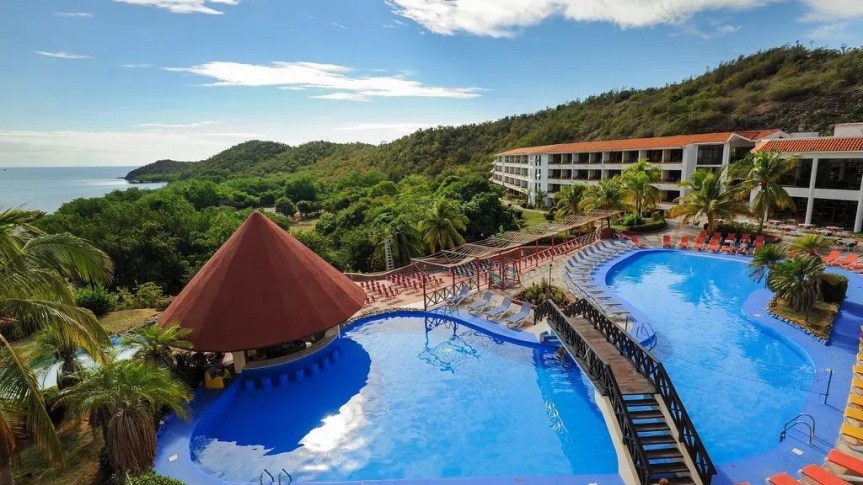 Live Your Winter with No Regrets – Secure Your Dream Getaway&nbsp;Today!